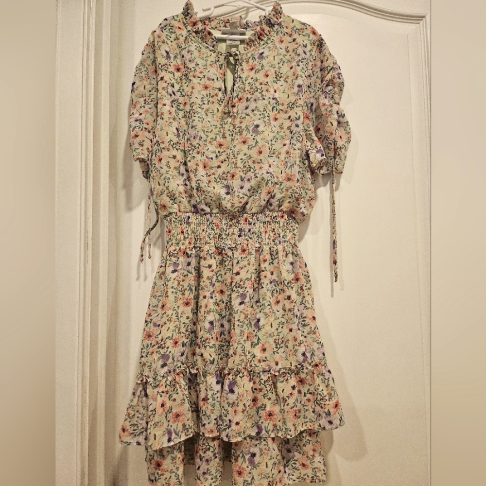 Sweet Storm Floral Print Dress Size M